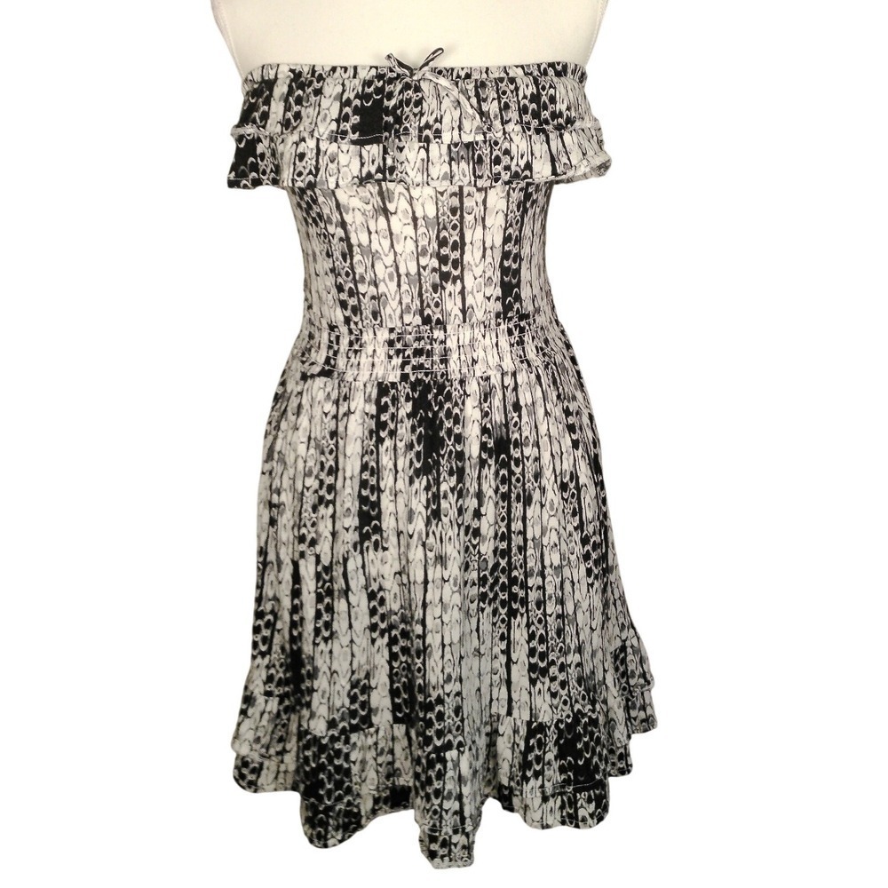 OP Cotton Modal Off Shoulder Smocked Ruffle Dress Black White Print S 3-5‎
